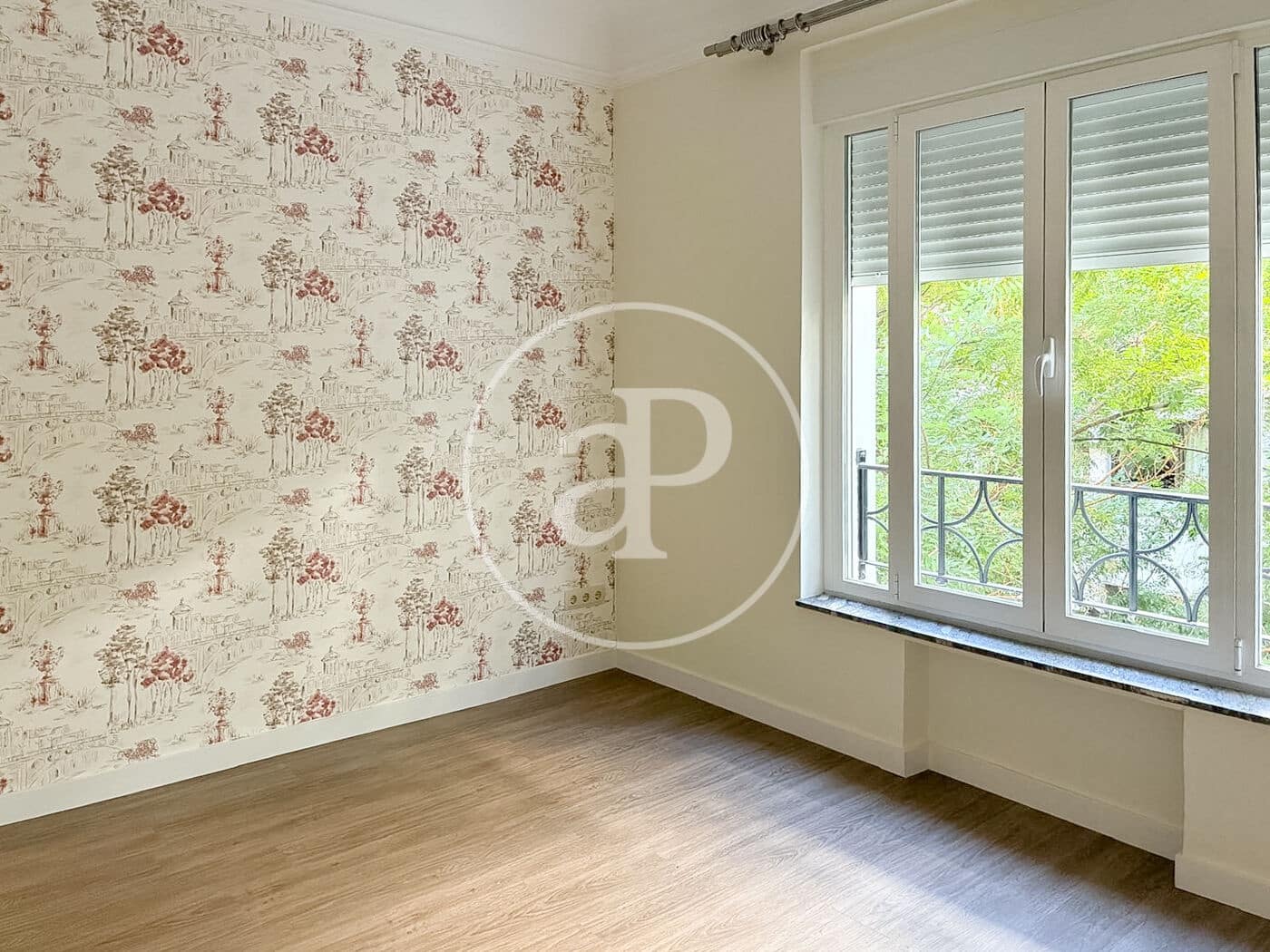 1 quarto Apartamento para arrendar em Madrid cidade - 2 350 € (Ref: 10086069)
