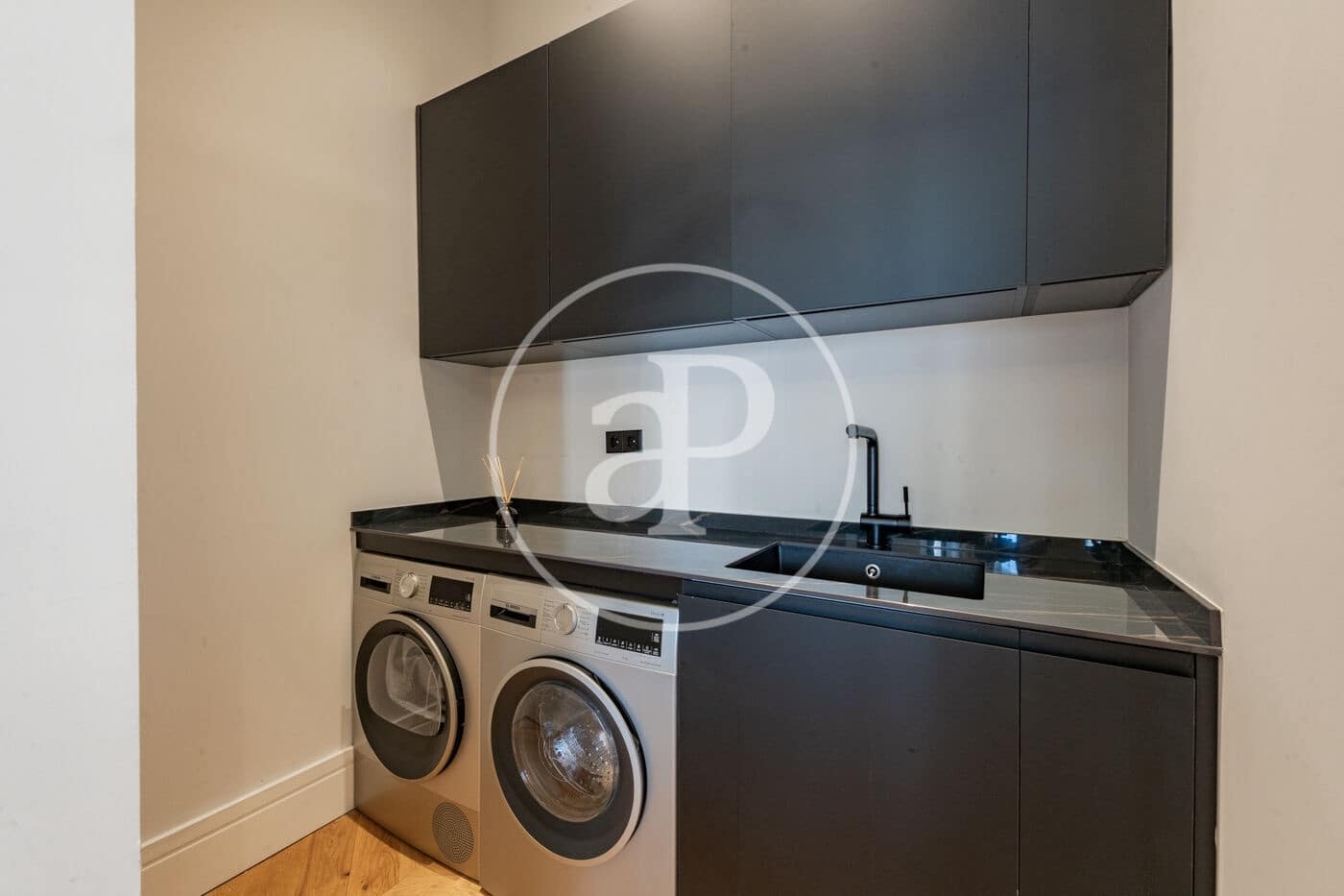 3 soverom Leilighet til salgs i Madrid by - € 3 590 000 (Ref: 10086071)