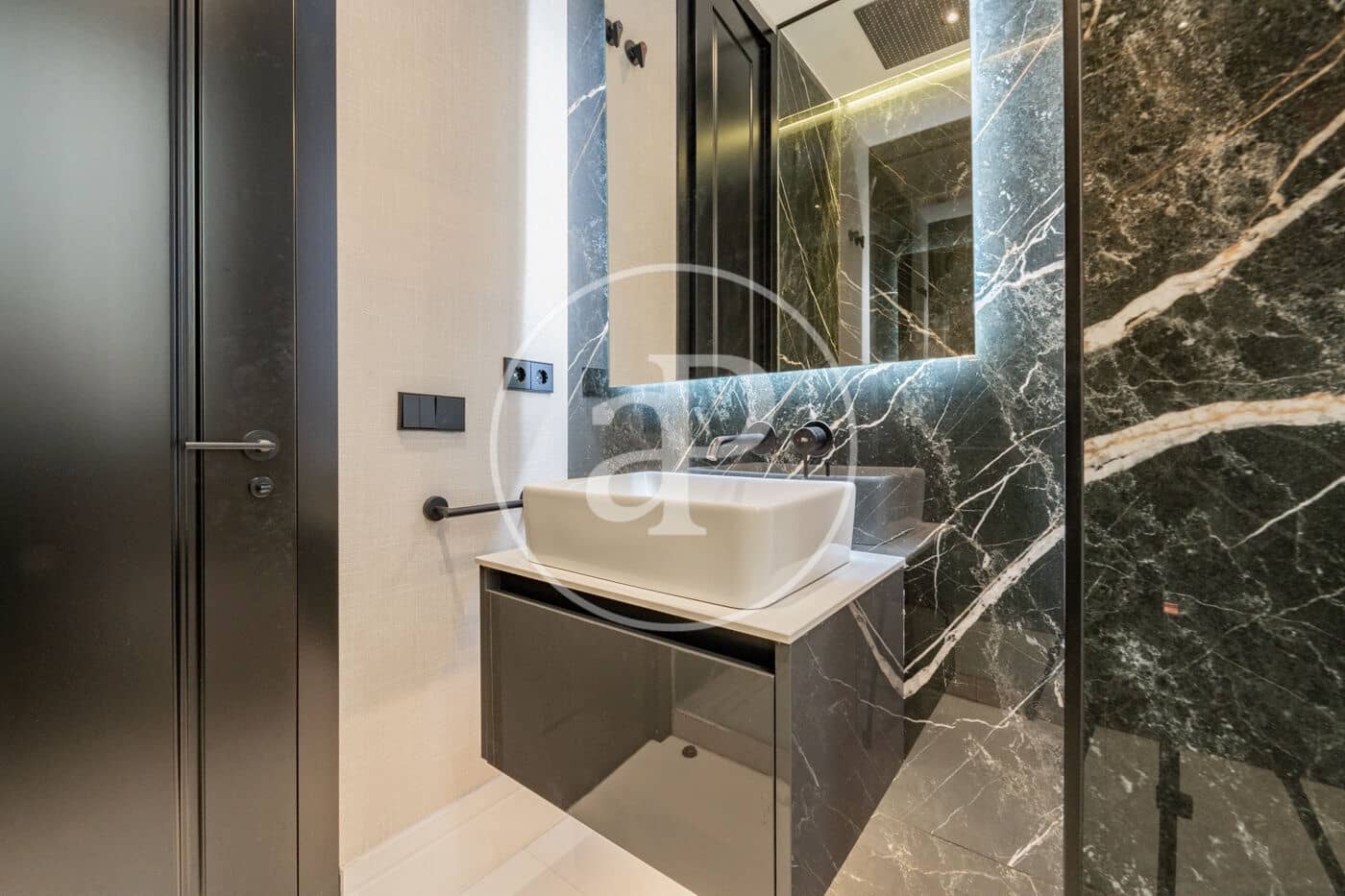 3 soverom Leilighet til salgs i Madrid by - € 3 590 000 (Ref: 10086071)