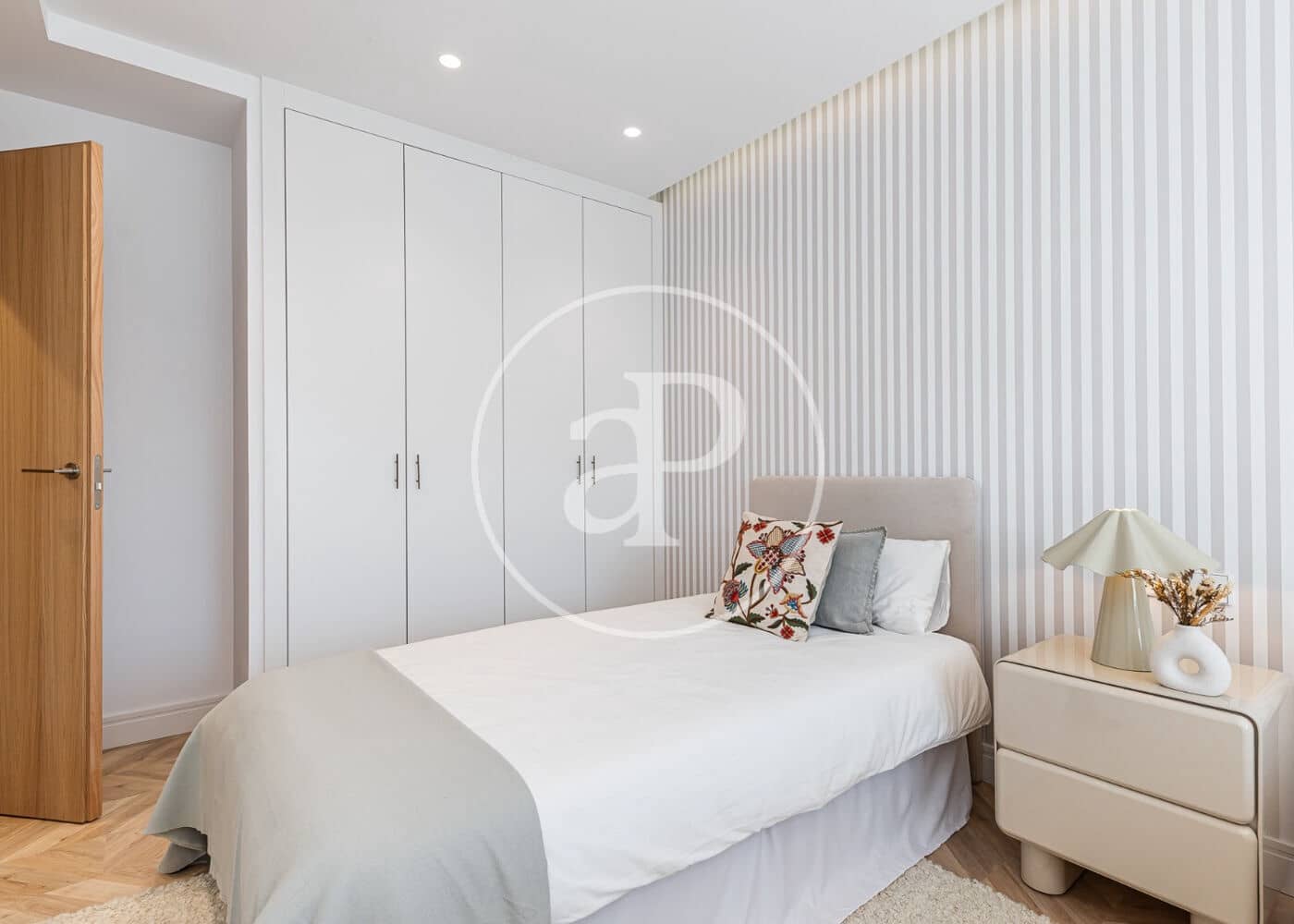 4 quarto Apartamento para venda em Madrid cidade com piscina - 1 399 000 € (Ref: 10086072)