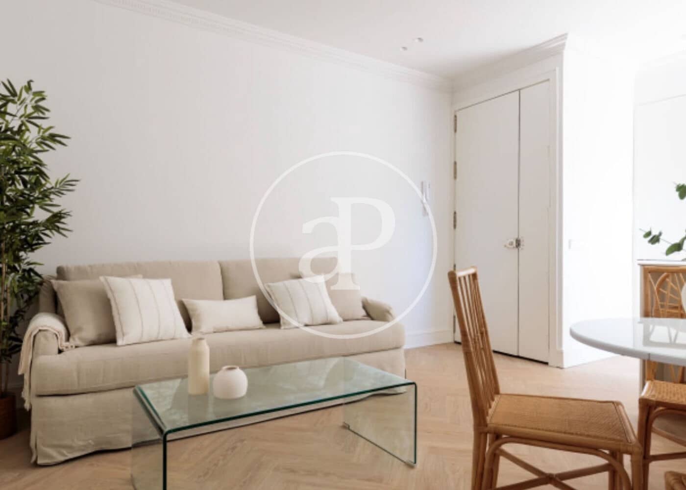 2 quarto Apartamento para arrendar em Madrid cidade - 3 300 € (Ref: 10086075)