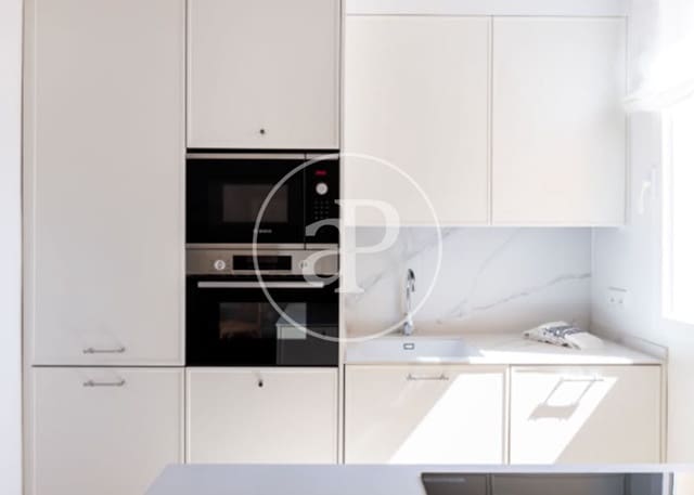 2 quarto Apartamento para arrendar em Lista, Madrid cidade - 3 300 € (Ref: 10086075)