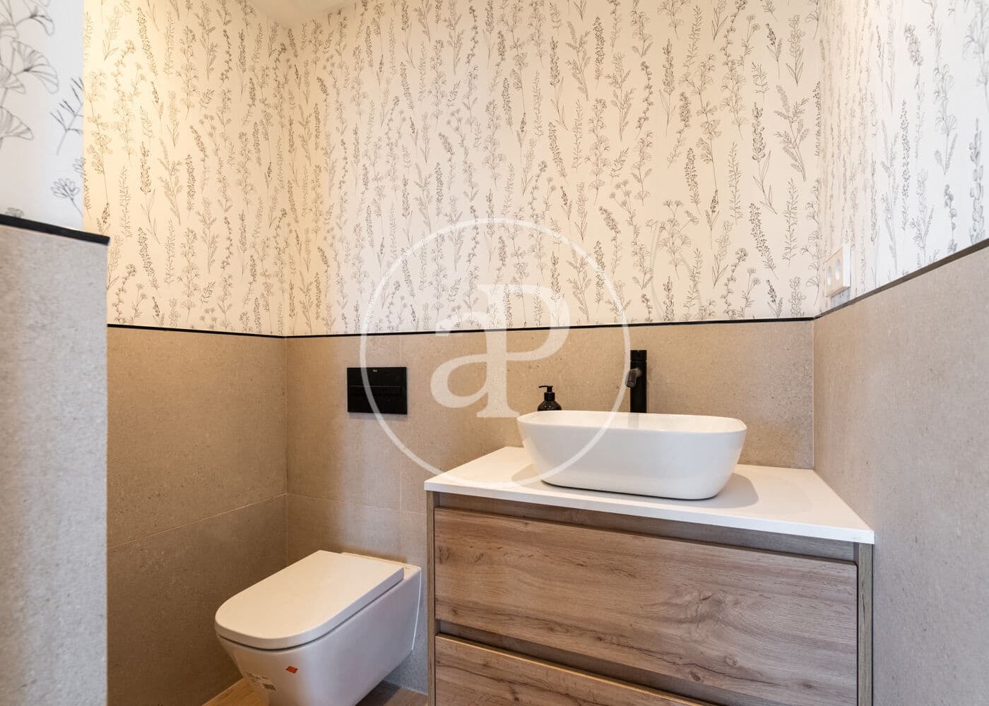 3 bedroom Apartment for sale in Madrid city - € 1,375,000 (Ref: 10089566)