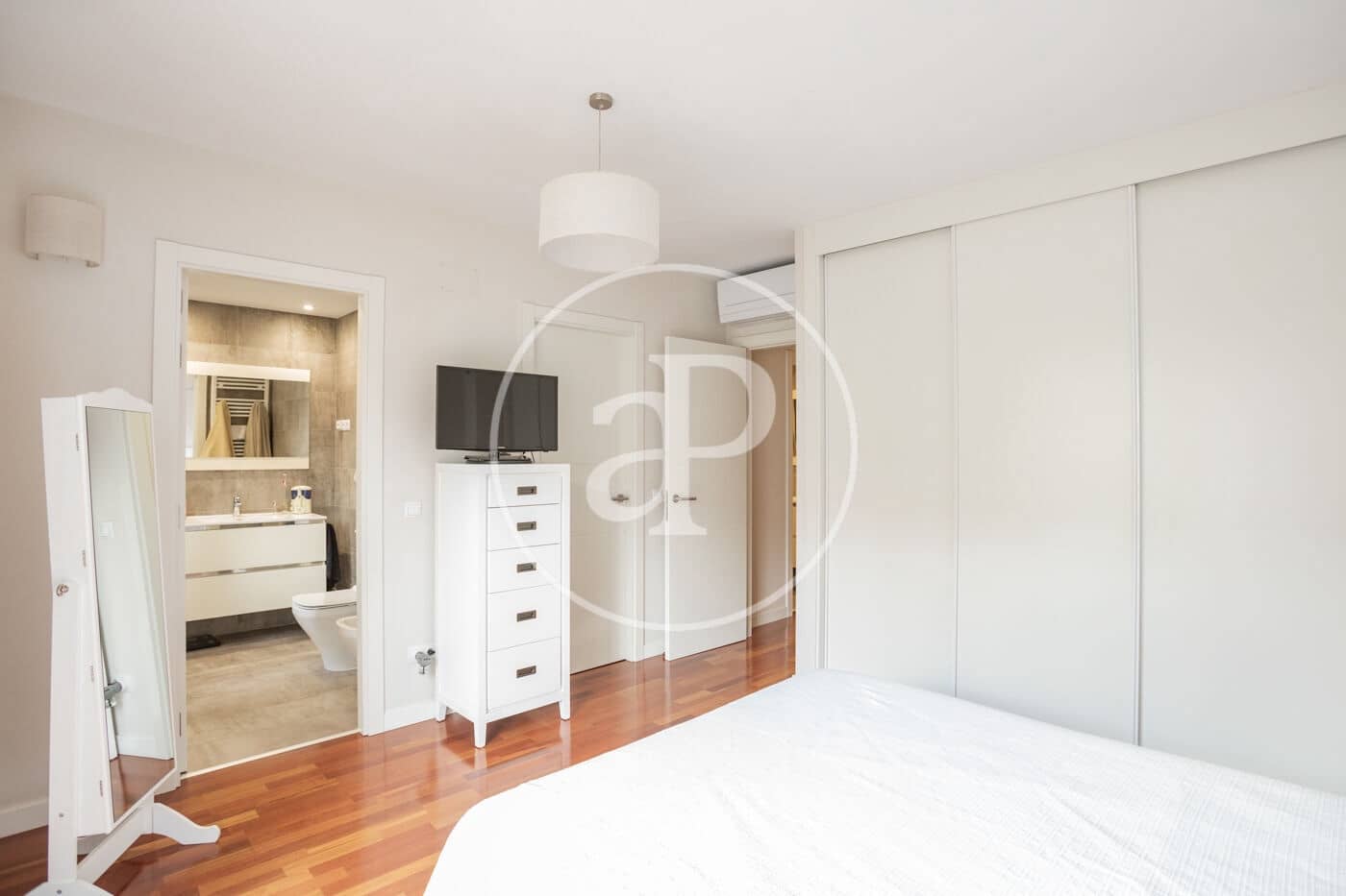 4 chambre Villa/Maison à vendre à San Agustin del Guadalix avec piscine garage - 750 000 € (Ref: 10094519)