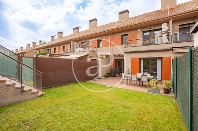 Chalet de 4 habitaciones en San Agustín del Guadalix en venta con piscina garaje - 750.000 € (Ref: 10094519)