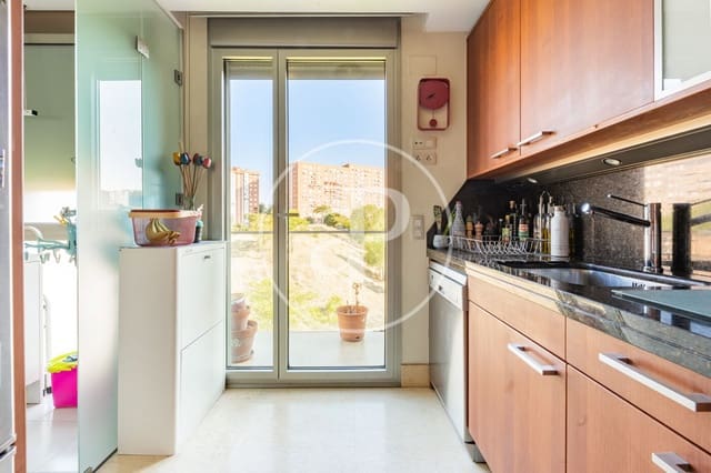 3 soverom Leilighet til salgs i Peñagrande, Madrid by med svømmebasseng garasje - € 1 150 000 (Ref: 10094520)