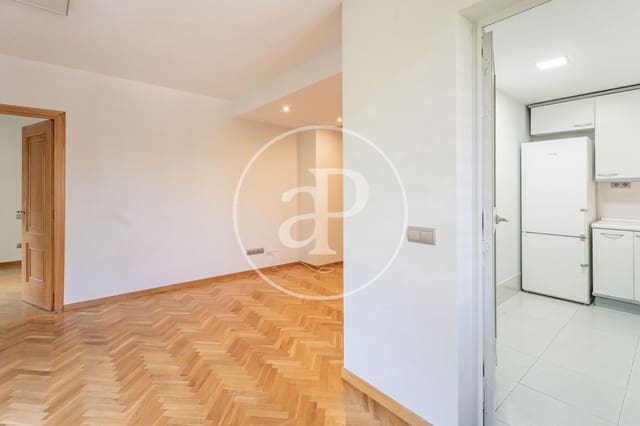 1 makuuhuone Huoneisto vuokrattavana paikassa Hispanoamérica, Madrid kaupunki mukana uima-altaan - 1 900 € (Ref: 10094522)