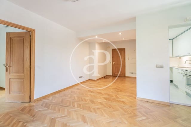1 makuuhuone Huoneisto vuokrattavana paikassa Hispanoamérica, Madrid kaupunki mukana uima-altaan - 1 900 € (Ref: 10094522)