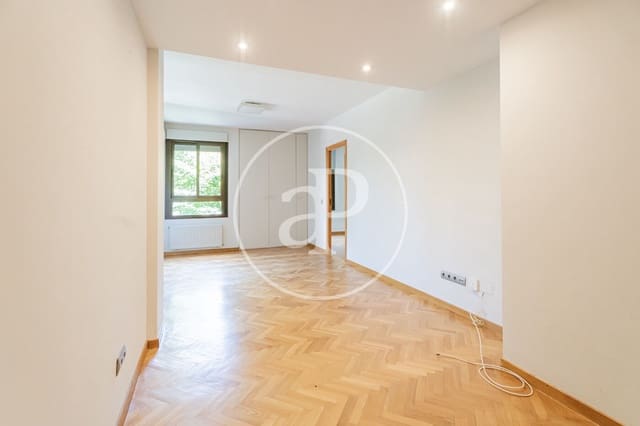 1 makuuhuone Huoneisto vuokrattavana paikassa Hispanoamérica, Madrid kaupunki mukana uima-altaan - 1 900 € (Ref: 10094522)