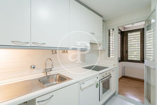 1 makuuhuone Huoneisto vuokrattavana paikassa Hispanoamérica, Madrid kaupunki mukana uima-altaan - 1 900 € (Ref: 10094522)