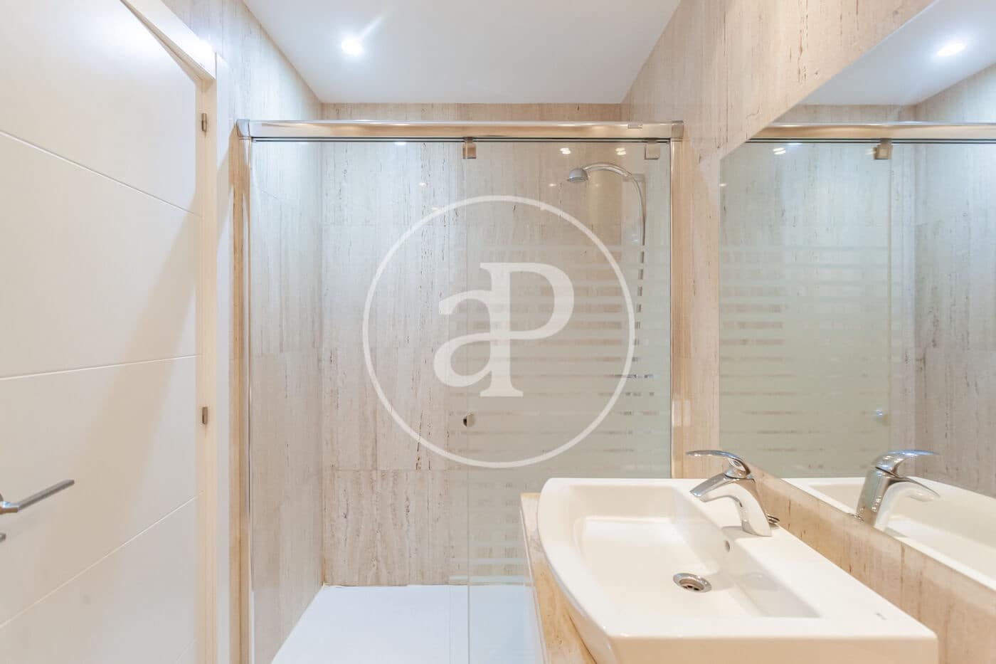 3 Zimmer Apartment zu vermieten in Pozuelo de Alarcon mit Pool Garage - 2.500 € (Ref: 10094524)