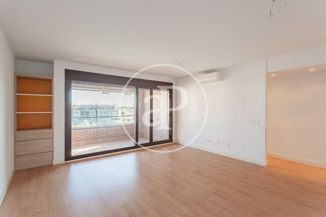 Appartement de 3 chambres à louer à Pozuelo de Alarcón avec piscine garage - 2 500 € (Ref: 10094524)