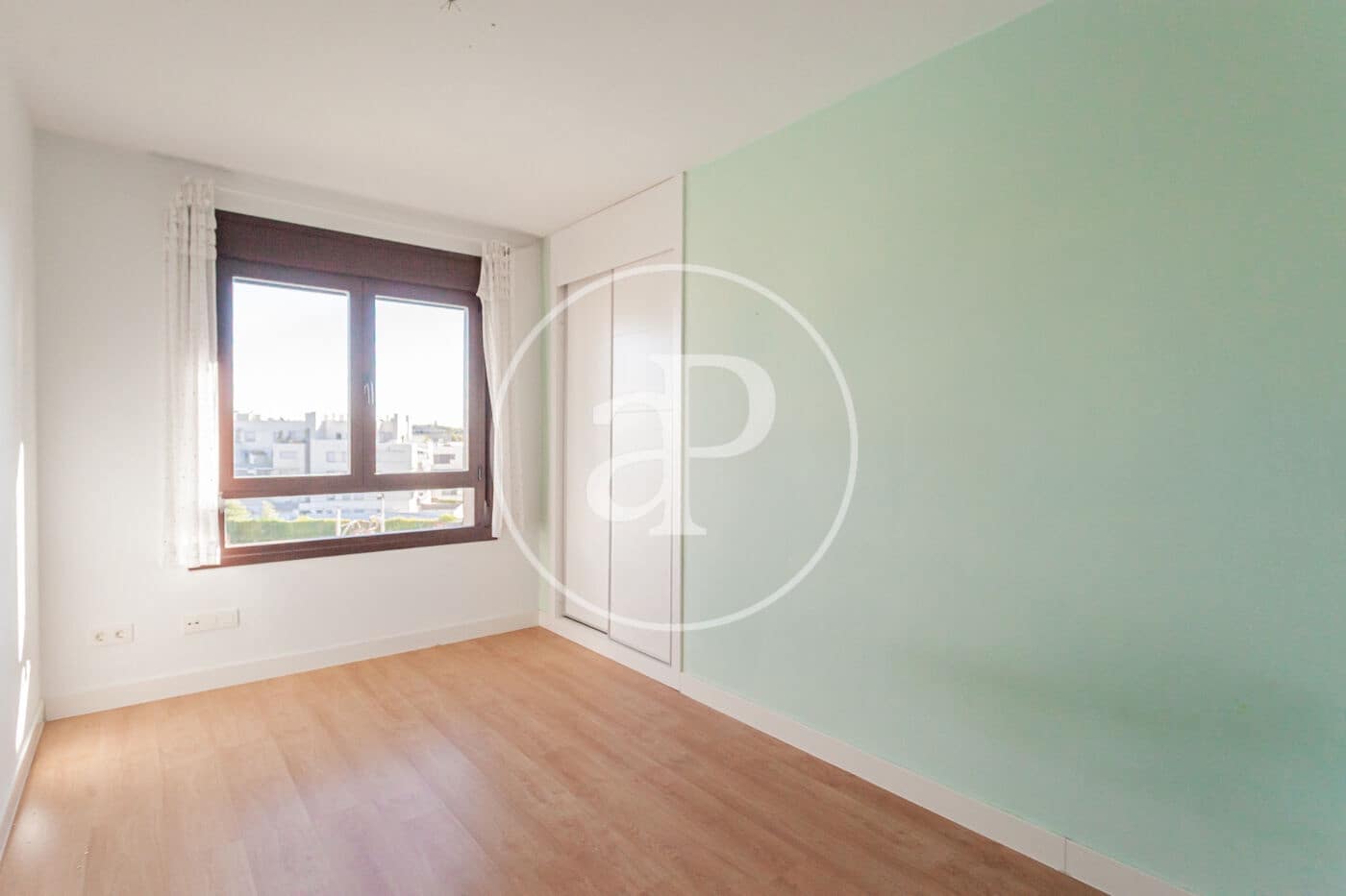 3 bedroom Apartment for rent in Pozuelo de Alarcon with pool garage - € 2,500 (Ref: 10094524)