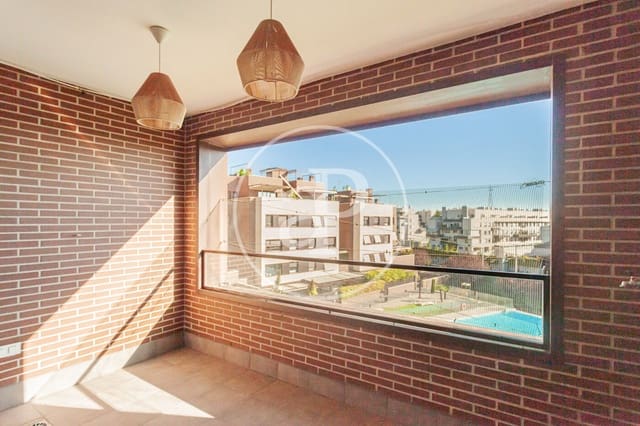 3 soveværelse Lejlighed til leje i Pozuelo de Alarcón med swimmingpool garage - € 2.500 (Ref: 10094524)