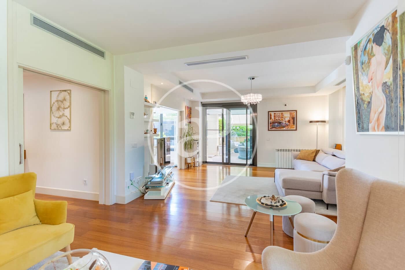 6 sypialnia Willa na sprzedaż w San Sebastian de los Reyes z basenem garażem - 1 695 000 € (Ref: 10094525)