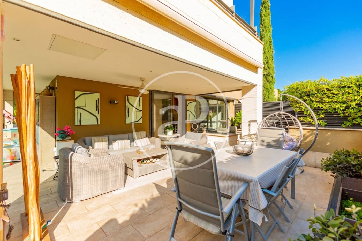 6 sypialnia Willa na sprzedaż w San Sebastian de los Reyes z basenem garażem - 1 695 000 € (Ref: 10094525)