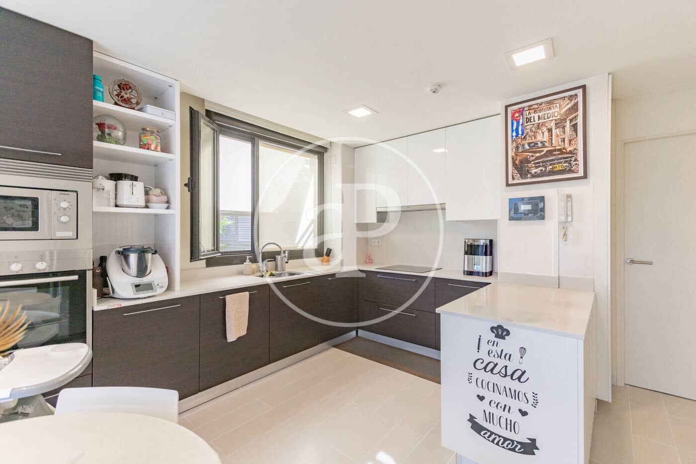 6 sypialnia Willa na sprzedaż w San Sebastian de los Reyes z basenem garażem - 1 695 000 € (Ref: 10094525)