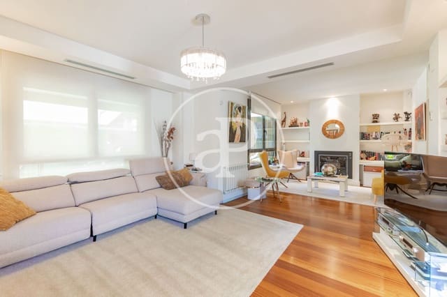 6 sypialnia Willa na sprzedaż w Fuente del Fresno, San Sebastián de los Reyes z basenem garażem - 1 695 000 € (Ref: 10094525)