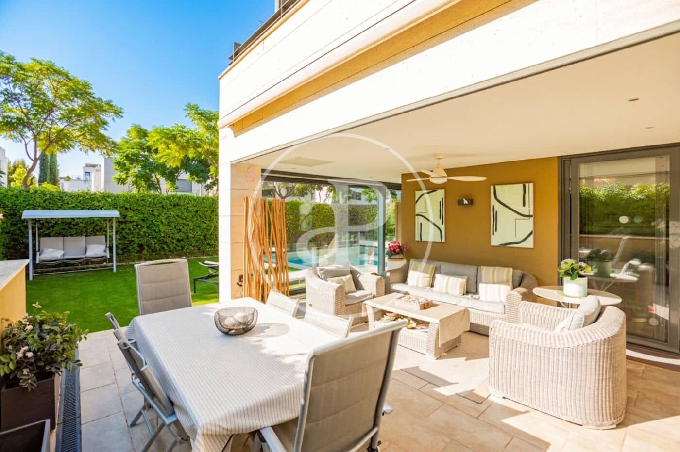 6 sypialnia Willa na sprzedaż w San Sebastian de los Reyes z basenem garażem - 1 695 000 € (Ref: 10094525)