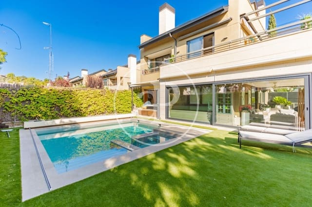 6 sypialnia Willa na sprzedaż w Fuente del Fresno, San Sebastián de los Reyes z basenem garażem - 1 695 000 € (Ref: 10094525)
