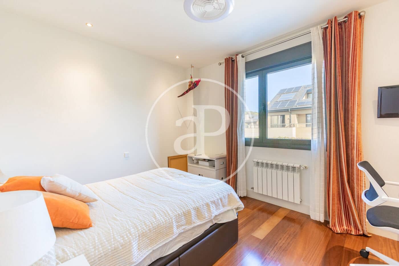 6 sypialnia Willa na sprzedaż w San Sebastian de los Reyes z basenem garażem - 1 695 000 € (Ref: 10094525)