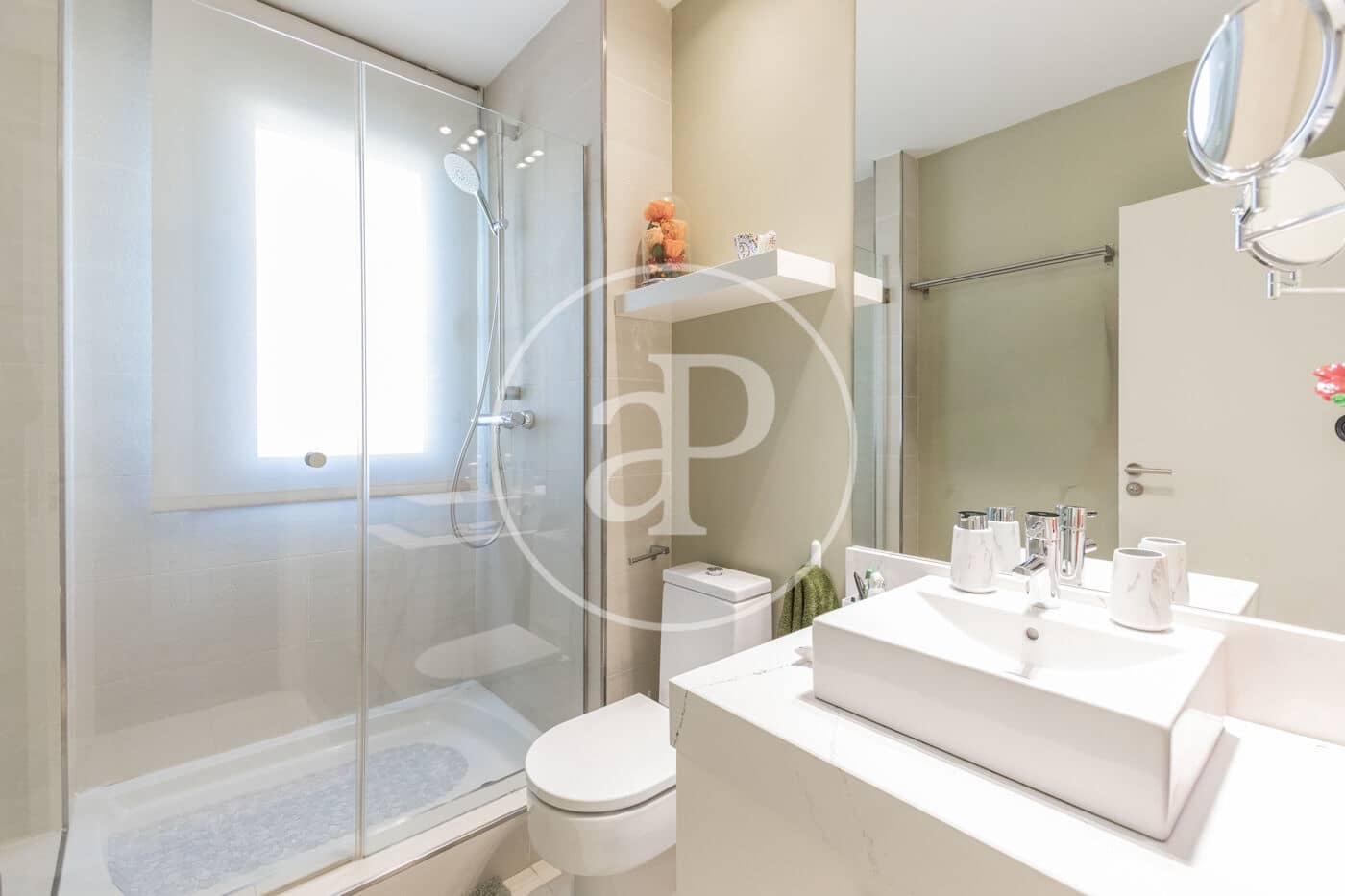 6 sypialnia Willa na sprzedaż w San Sebastian de los Reyes z basenem garażem - 1 695 000 € (Ref: 10094525)