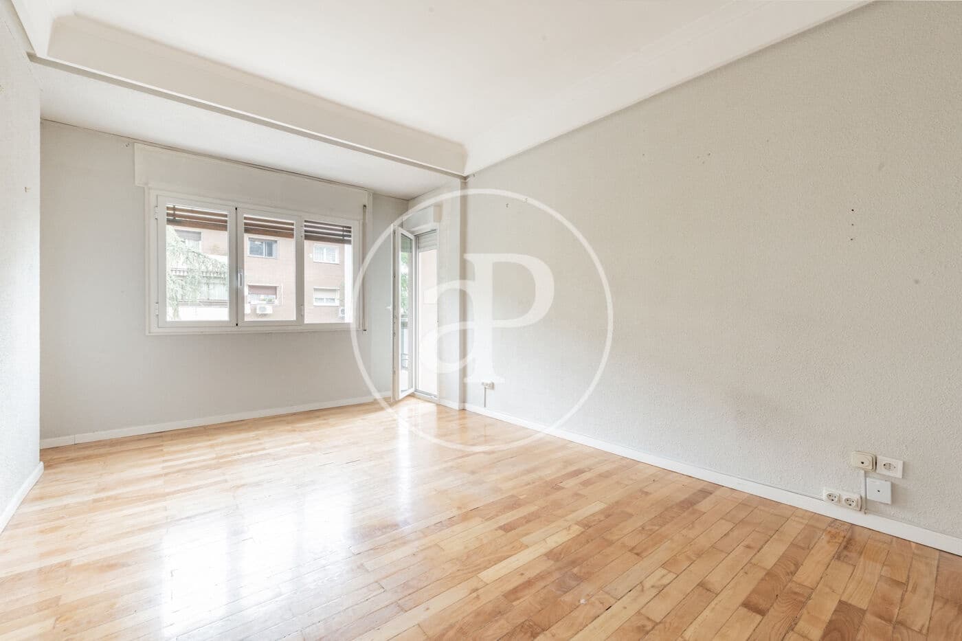 Apartamento de 4 habitaciones en Madrid ciudad en venta - 790.000 € (Ref: 10094526)