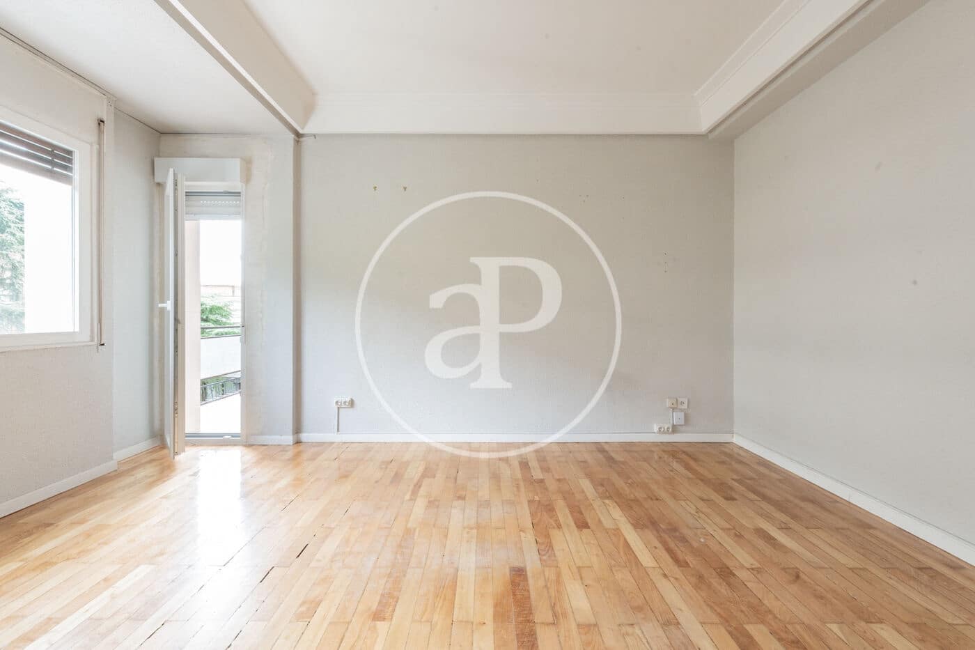 Apartamento de 4 habitaciones en Madrid ciudad en venta - 790.000 € (Ref: 10094526)