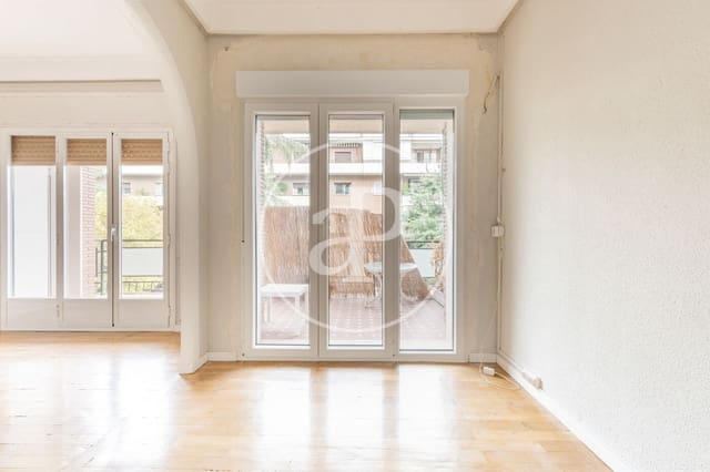 4 sovrum Lägenhet till salu i Ciudad Universitaria, Madrid stad - 790 000 € (Ref: 10094526)