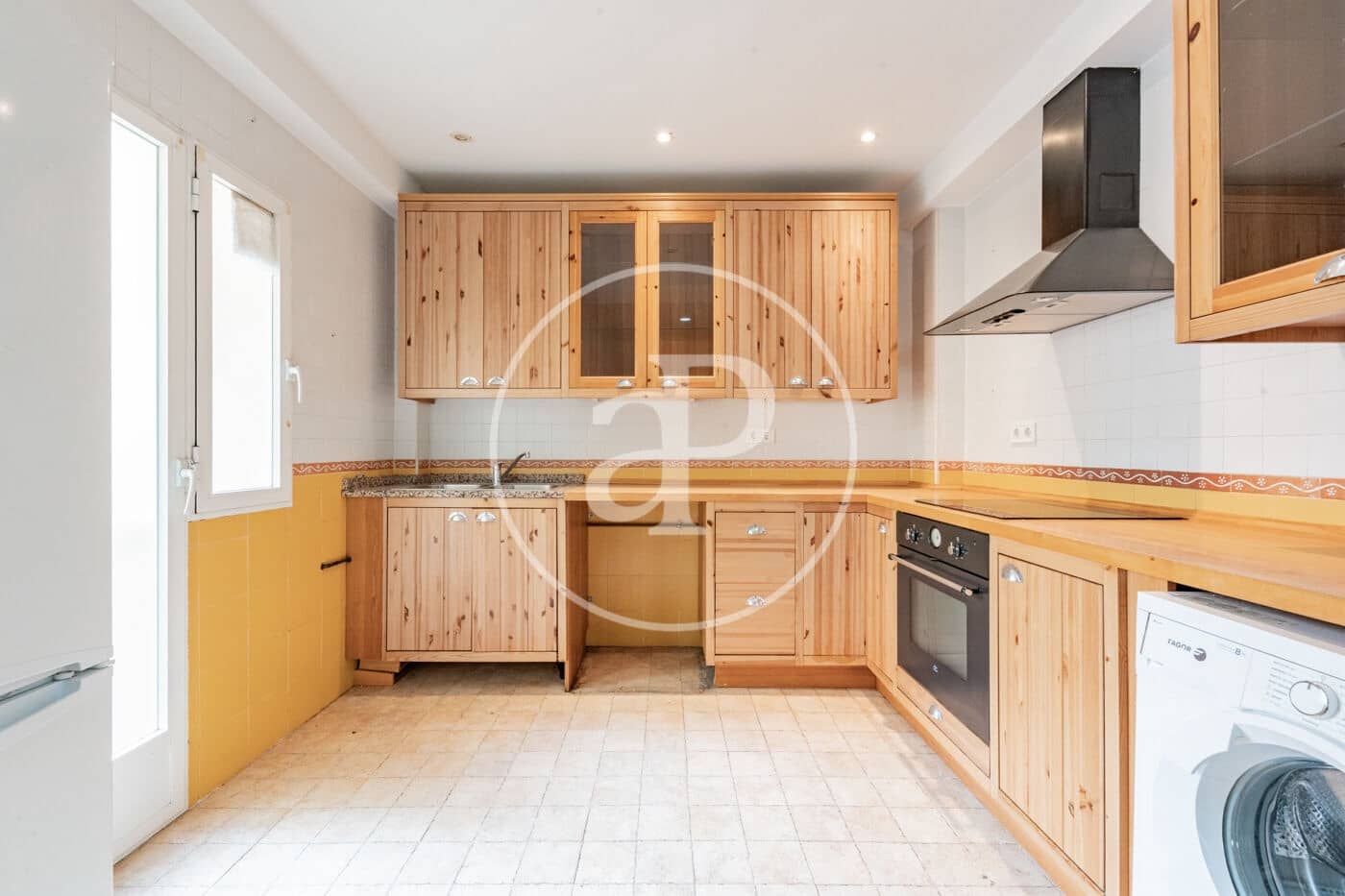 Apartamento de 4 habitaciones en Madrid ciudad en venta - 790.000 € (Ref: 10094526)