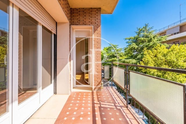 4 sovrum Lägenhet till salu i Ciudad Universitaria, Madrid stad - 790 000 € (Ref: 10094526)