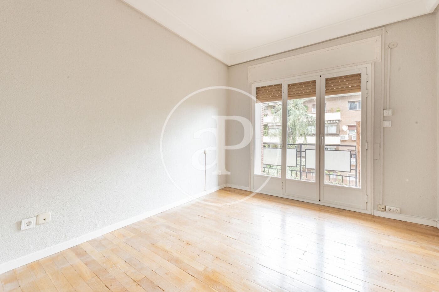 Apartamento de 4 habitaciones en Madrid ciudad en venta - 790.000 € (Ref: 10094526)