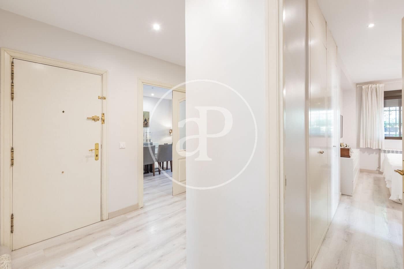 Apartamento de 3 habitaciones en Madrid ciudad en venta con piscina garaje - 860.000 € (Ref: 10098297)