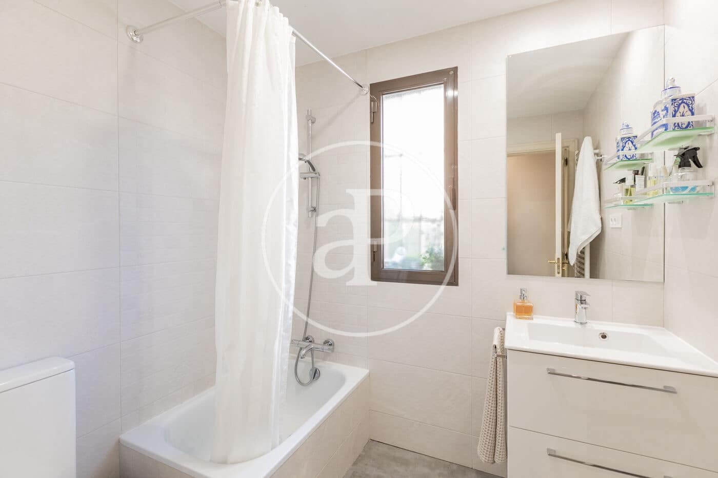 Apartamento de 3 habitaciones en Madrid ciudad en venta con piscina garaje - 860.000 € (Ref: 10098297)