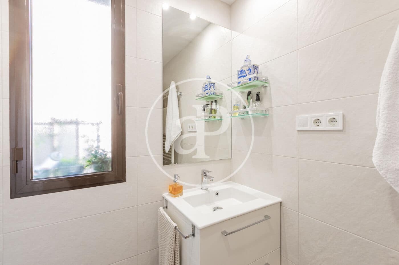 Apartamento de 3 habitaciones en Madrid ciudad en venta con piscina garaje - 860.000 € (Ref: 10098297)
