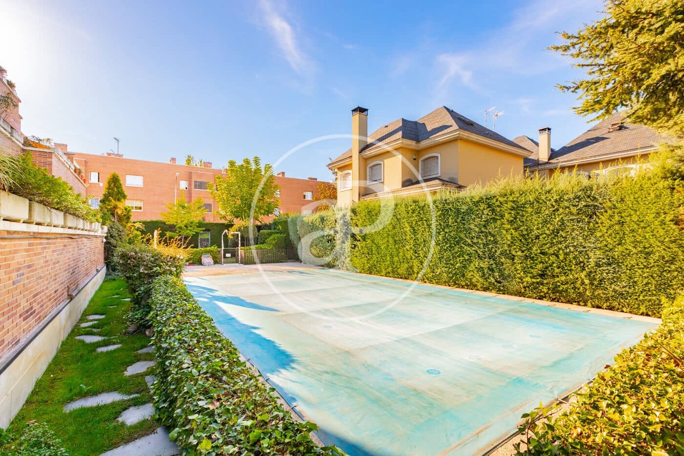 Apartamento de 3 habitaciones en Madrid ciudad en venta con piscina garaje - 860.000 € (Ref: 10098297)
