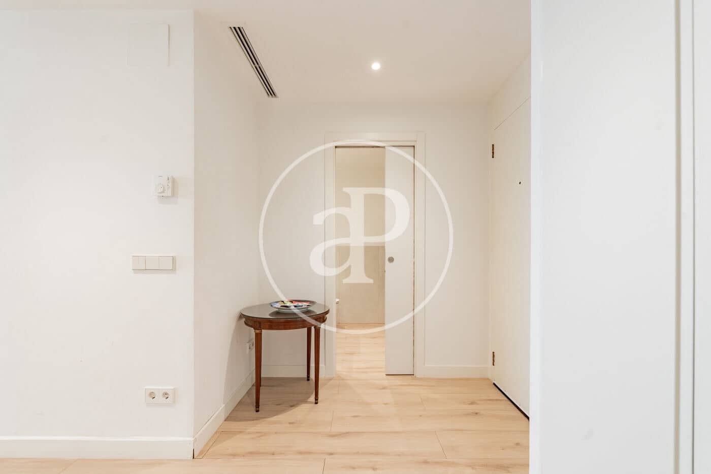 1 sypialnia Apartament na sprzedaż w Miasto Madryt - 1 050 000 € (Ref: 10098298)