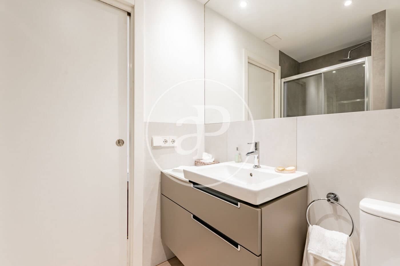 1 sypialnia Apartament na sprzedaż w Miasto Madryt - 1 050 000 € (Ref: 10098298)