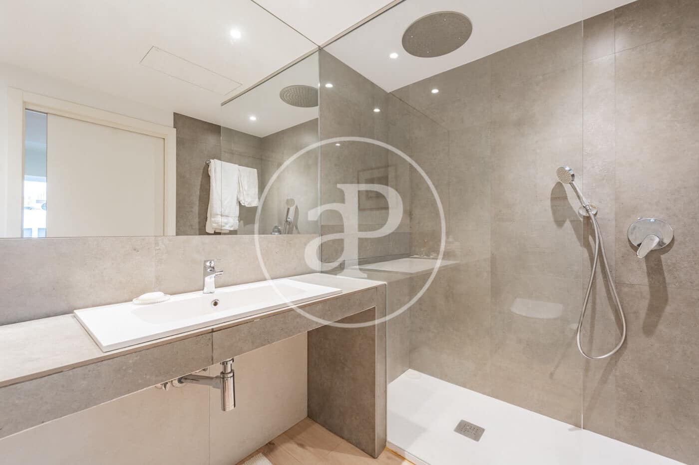 1 sypialnia Apartament na sprzedaż w Miasto Madryt - 1 050 000 € (Ref: 10098298)