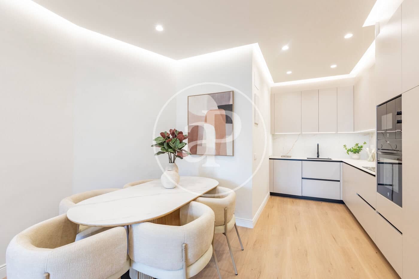 2 makuuhuone Huoneisto myytävänä paikassa Madrid kaupunki - 1 050 000 € (Ref: 10098301)