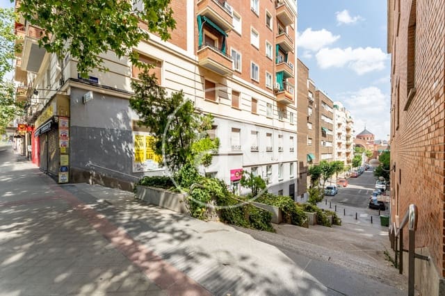 1 slaapkamer Appartement te koop in Fuente del Berro, Madrid stad - € 369.000 (Ref: 10098302)