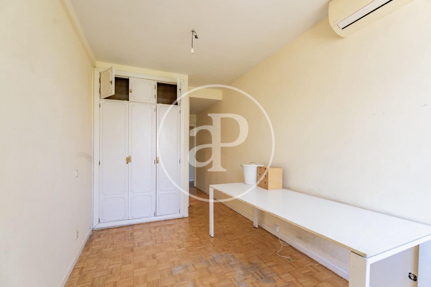 Apartamento de 4 habitaciones en Madrid ciudad en alquiler con piscina garaje - 4.000 € (Ref: 10100209)