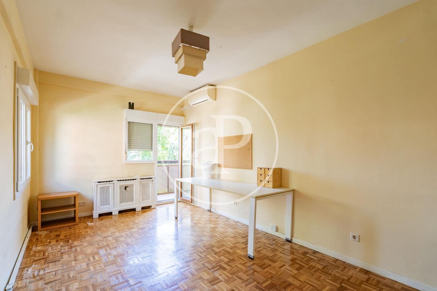 Apartamento de 4 habitaciones en Madrid ciudad en alquiler con piscina garaje - 4.000 € (Ref: 10100209)