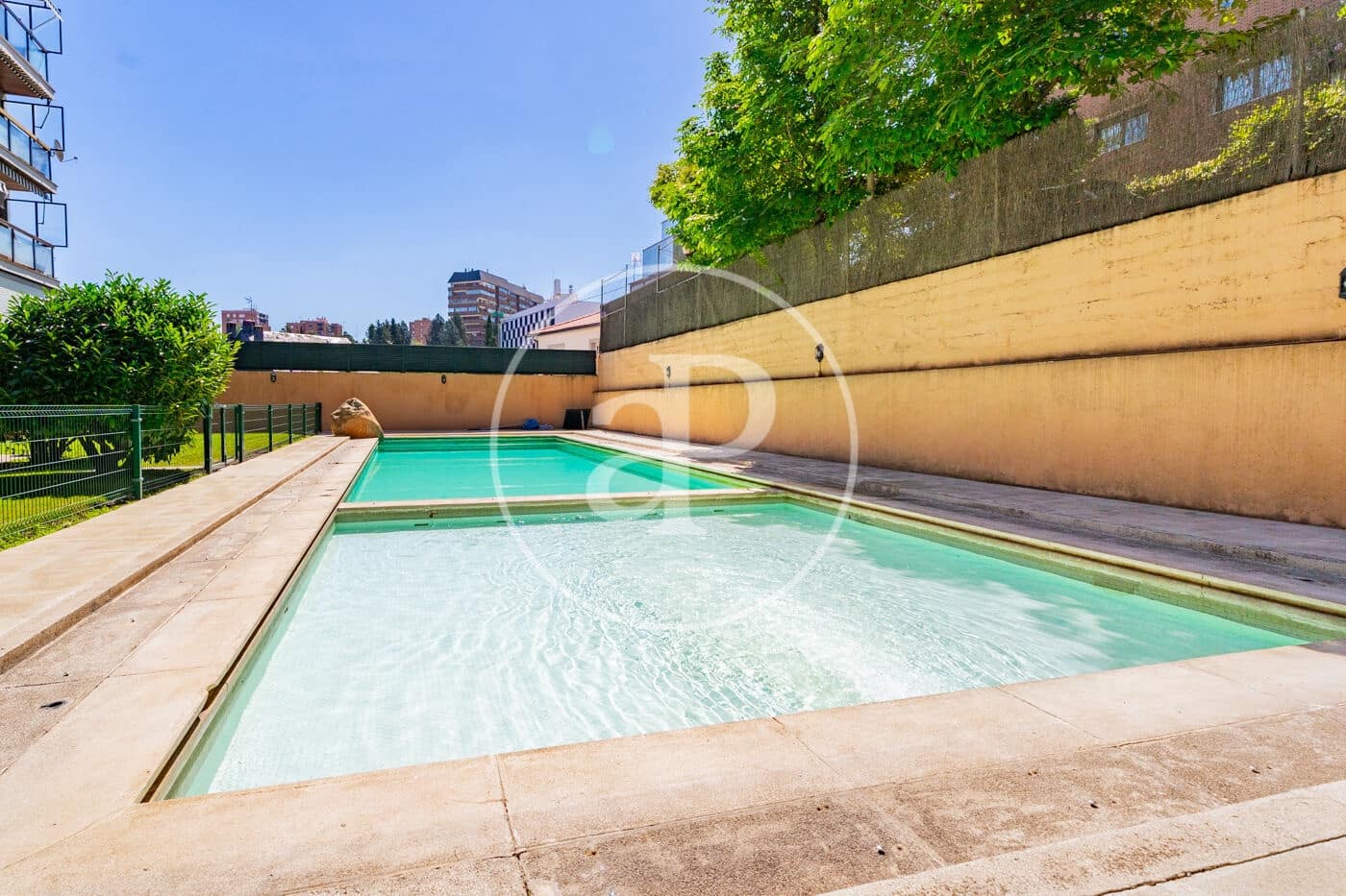 Apartamento de 4 habitaciones en Madrid ciudad en alquiler con piscina garaje - 4.000 € (Ref: 10100209)