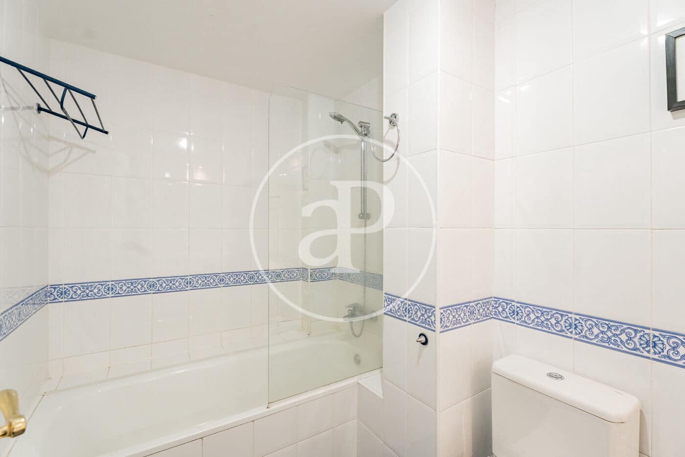 Apartamento de 4 habitaciones en Madrid ciudad en alquiler con piscina garaje - 4.000 € (Ref: 10100209)