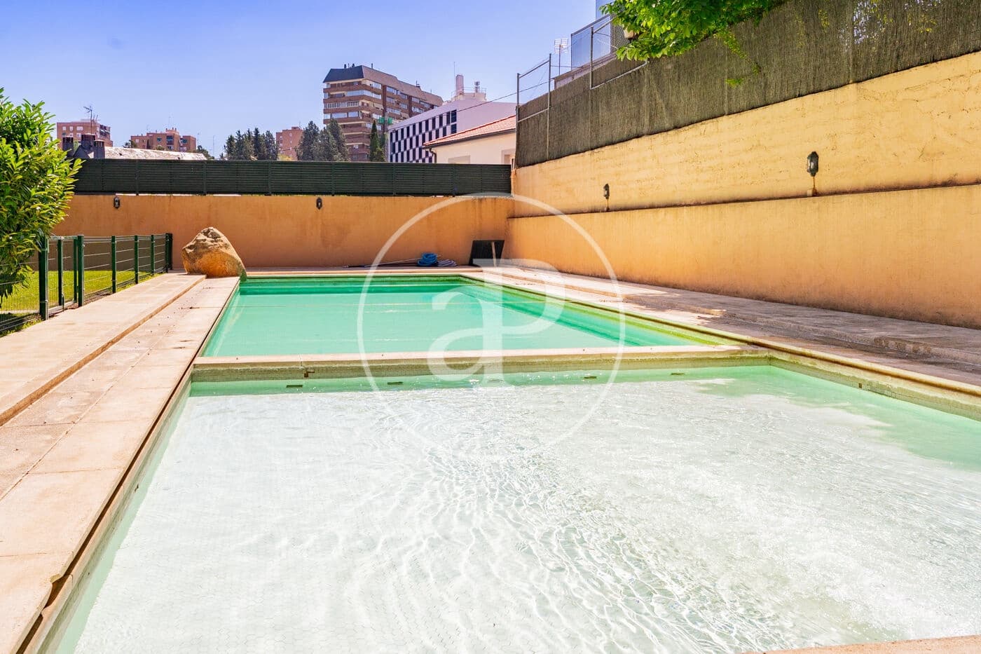 Apartamento de 4 habitaciones en Madrid ciudad en alquiler con piscina garaje - 4.000 € (Ref: 10100209)