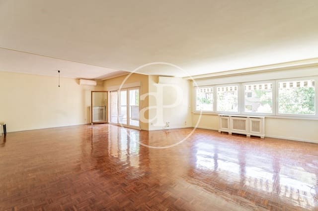 Apartamento de 4 habitaciones en Ciudad Universitaria, Madrid ciudad en alquiler con piscina garaje - 4.000 € (Ref: 10100209)