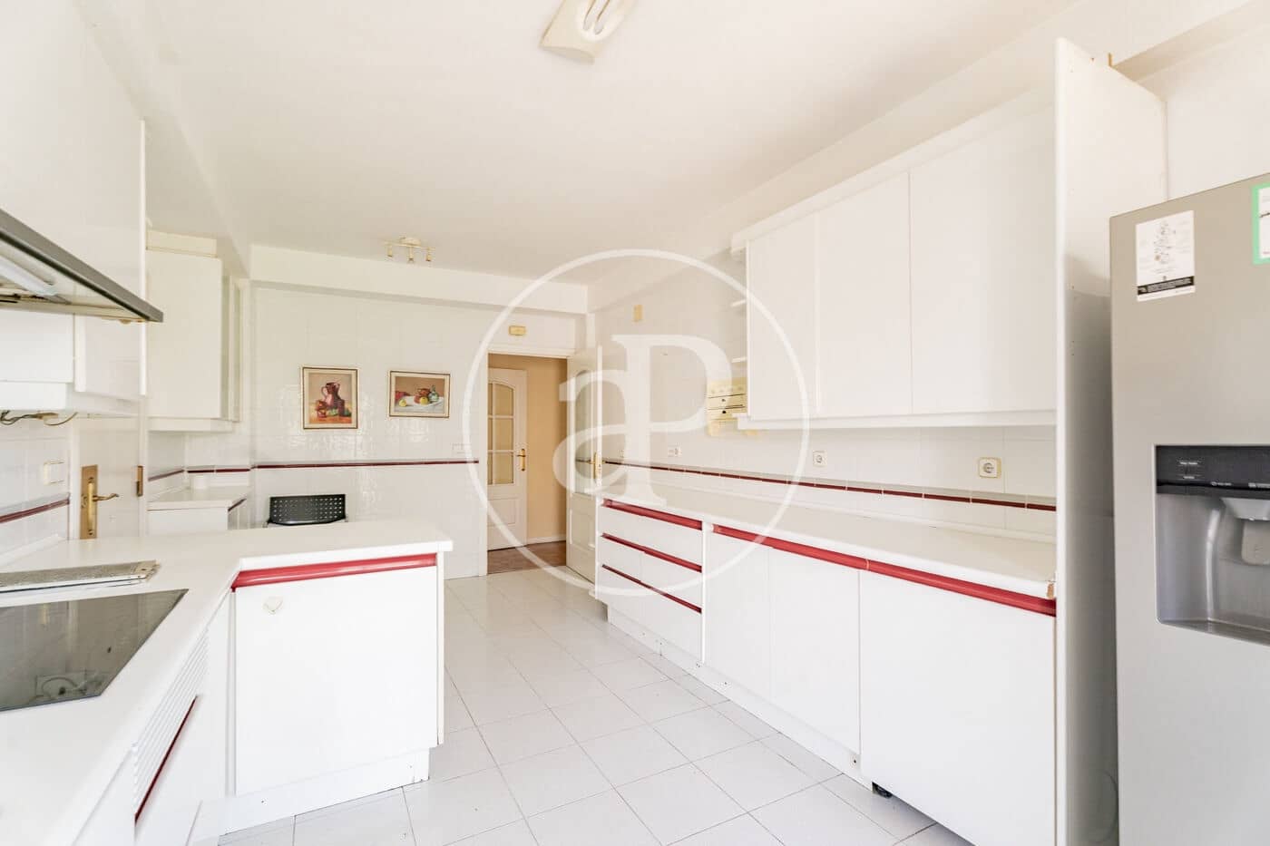 Apartamento de 4 habitaciones en Madrid ciudad en alquiler con piscina garaje - 4.000 € (Ref: 10100209)
