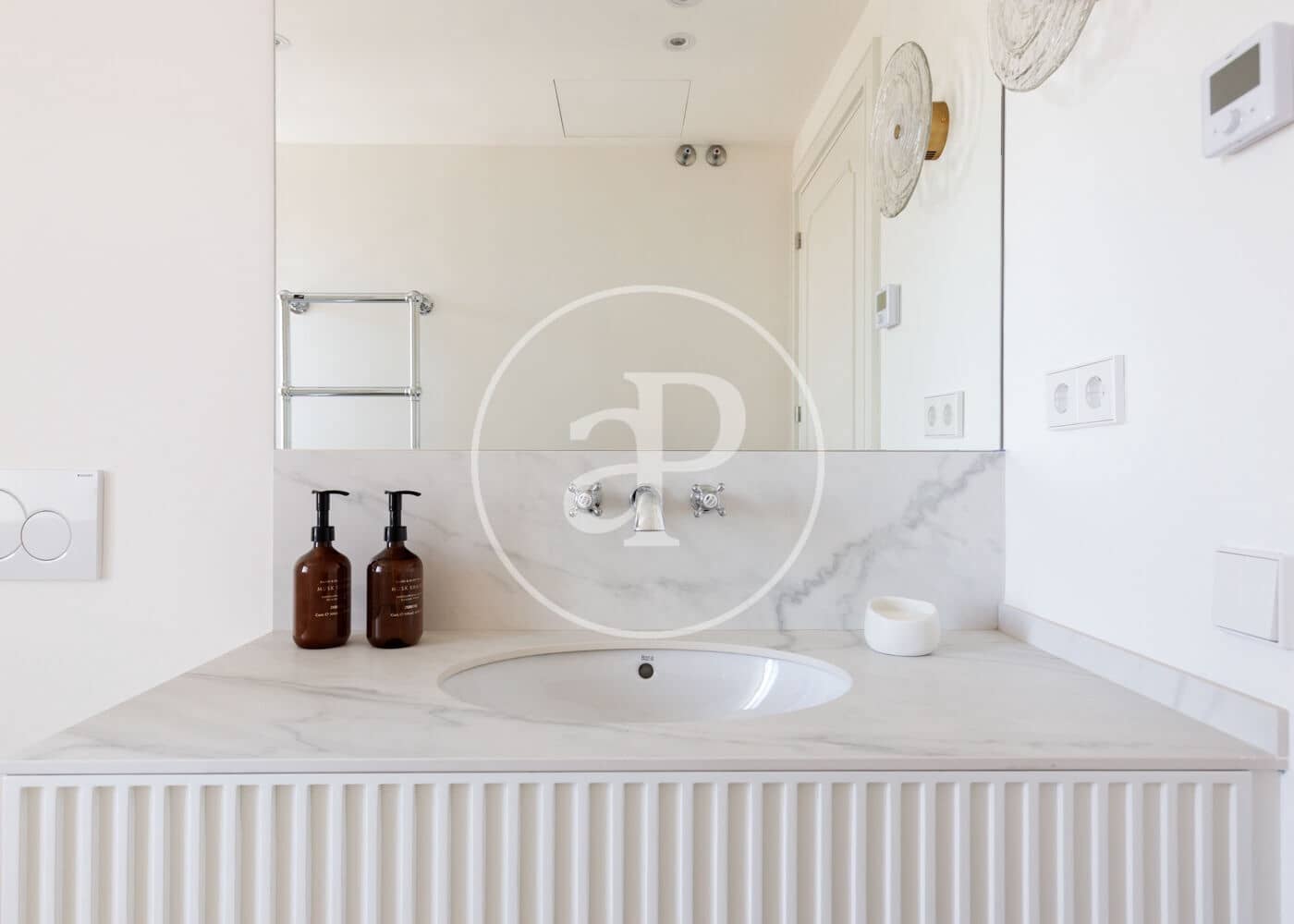 3 soveværelse Lejlighed til salg i Madrid by - € 1.750.000 (Ref: 10100220)