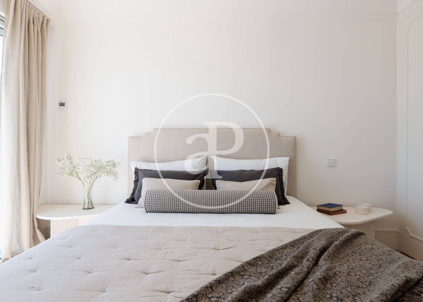 3 soveværelse Lejlighed til salg i Madrid by - € 1.750.000 (Ref: 10100220)